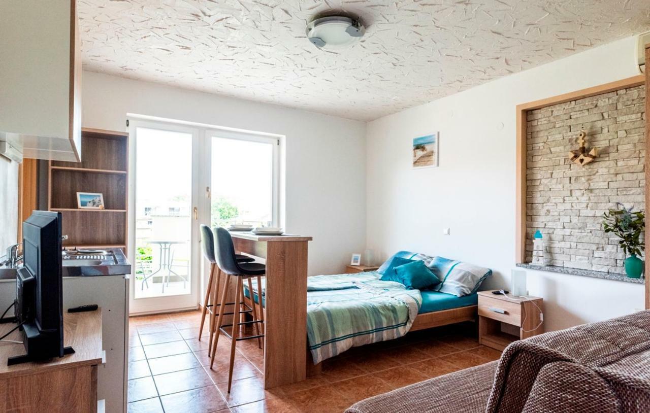 Lavanda Apartments&Studios Pinezići Eksteriør bilde