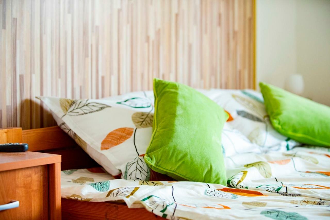 Lavanda Apartments&Studios Pinezići Eksteriør bilde