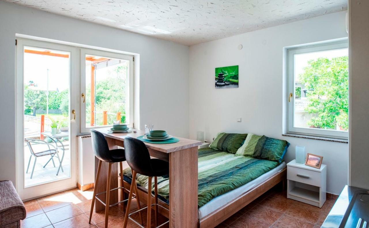 Lavanda Apartments&Studios Pinezići Eksteriør bilde